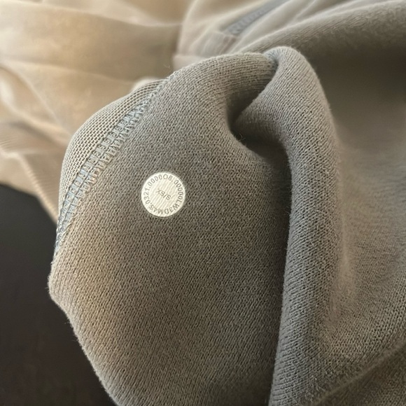 Lululemon scuba half zip - Picture 4 of 4